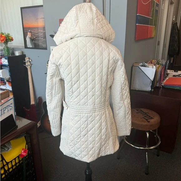 Jones New York Puffer Jacket - Picture 4 of 6